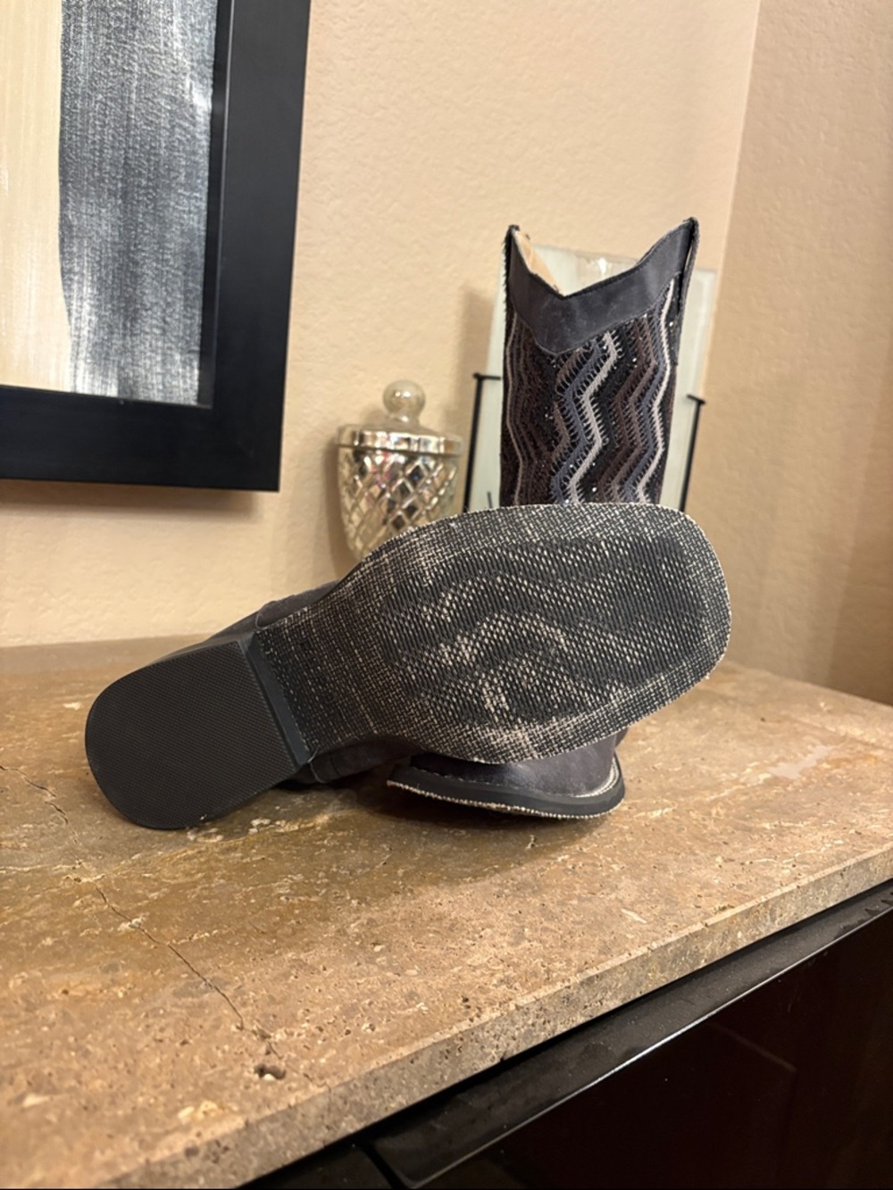 Boots - Picture 3 of 5